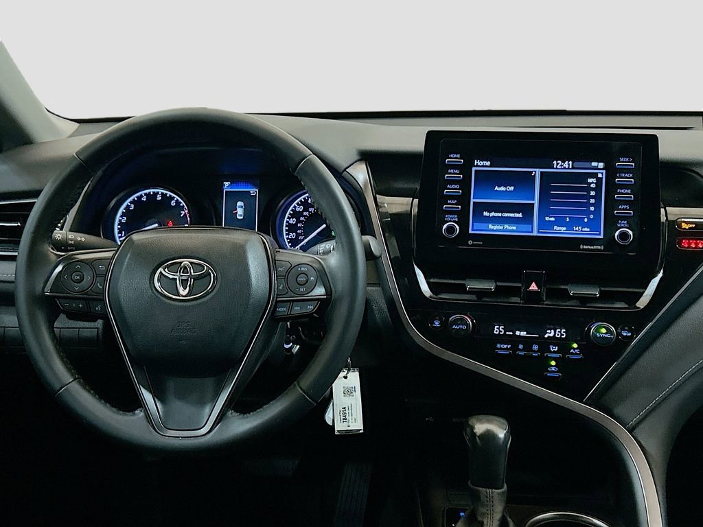 Used 2023 Toyota Camry SE FWD image 18
