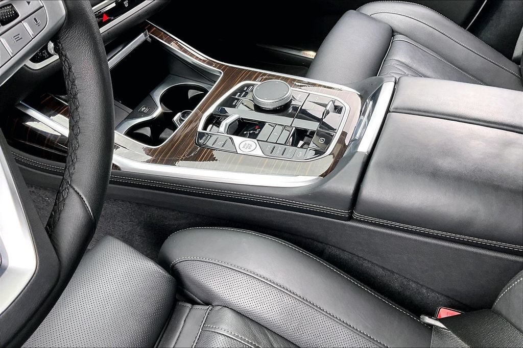 Certified 2026 BMW X7 xDrive40i AWD/4WD image 14