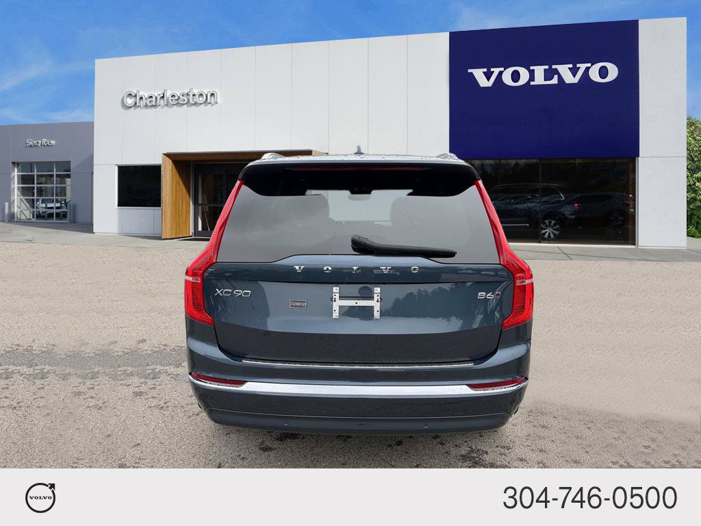 Certified 2024 Volvo XC90 B6 Ultimate w/ Protection Package AWD/4WD image 4