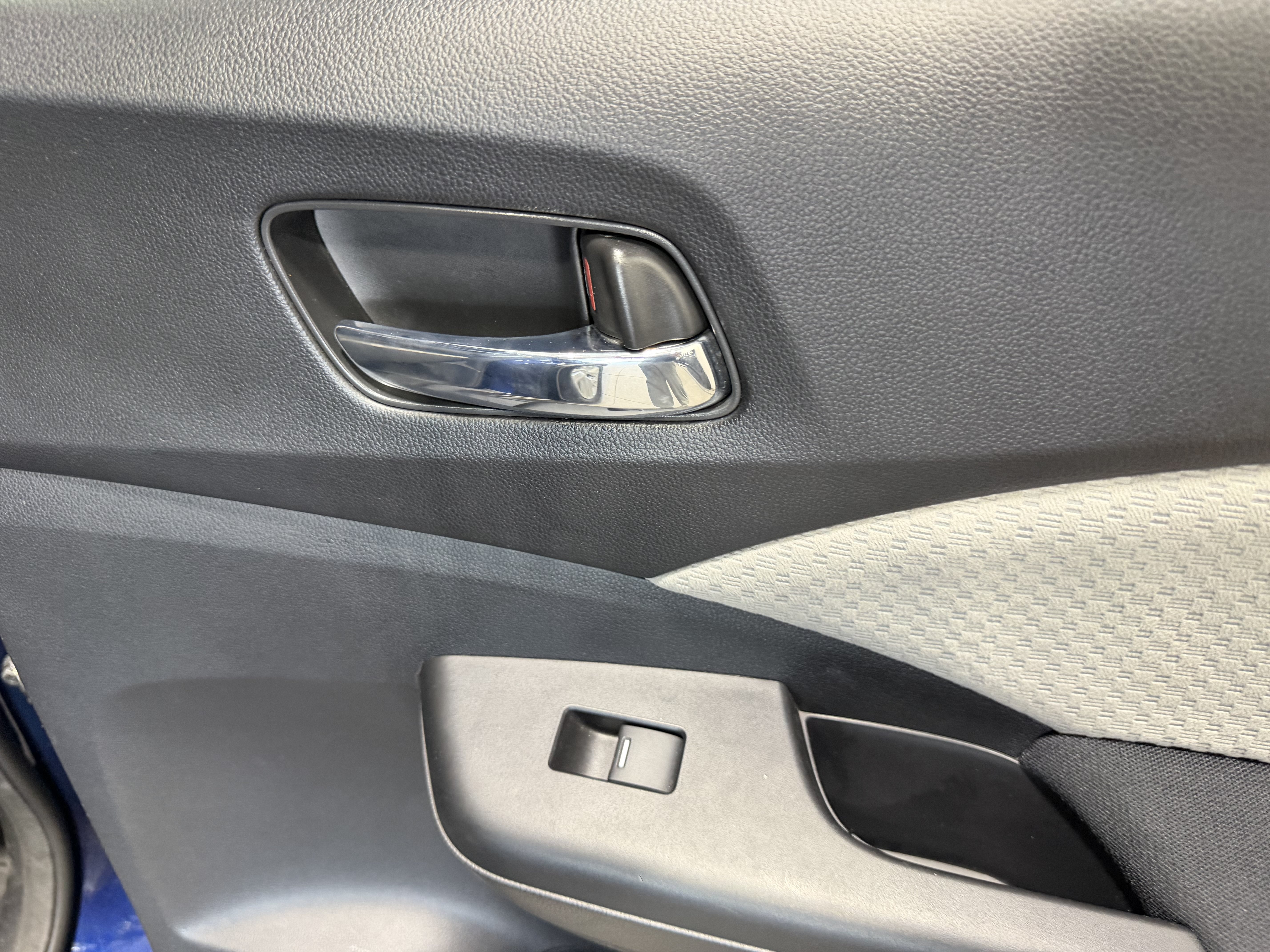 Used 2016 Honda CR-V EX image 28