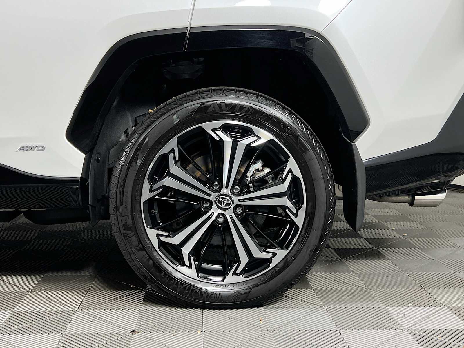 Used 2023 Toyota RAV4 XSE image 32