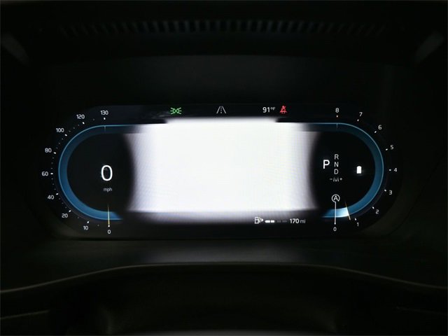 Used 2024 Volvo XC40 B5 Plus image 26