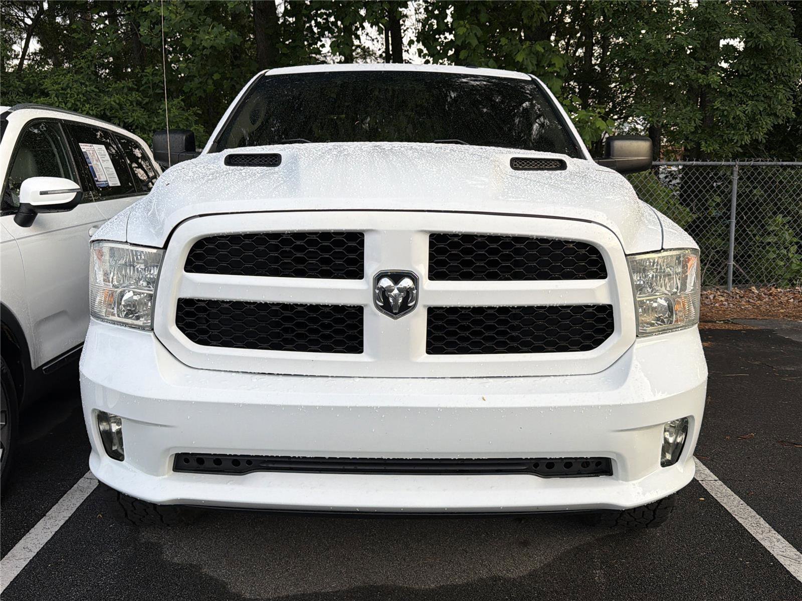 Used 2017 RAM 1500 Express AWD/4WD image 2