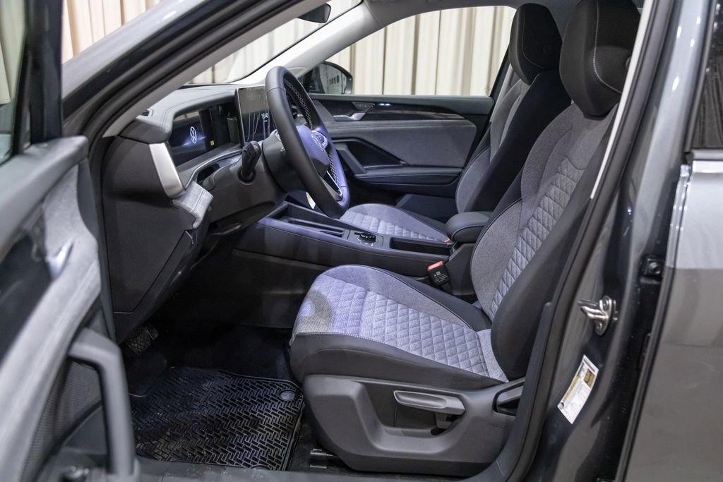 New 2026 Volkswagen Tiguan S AWD/4WD image 9