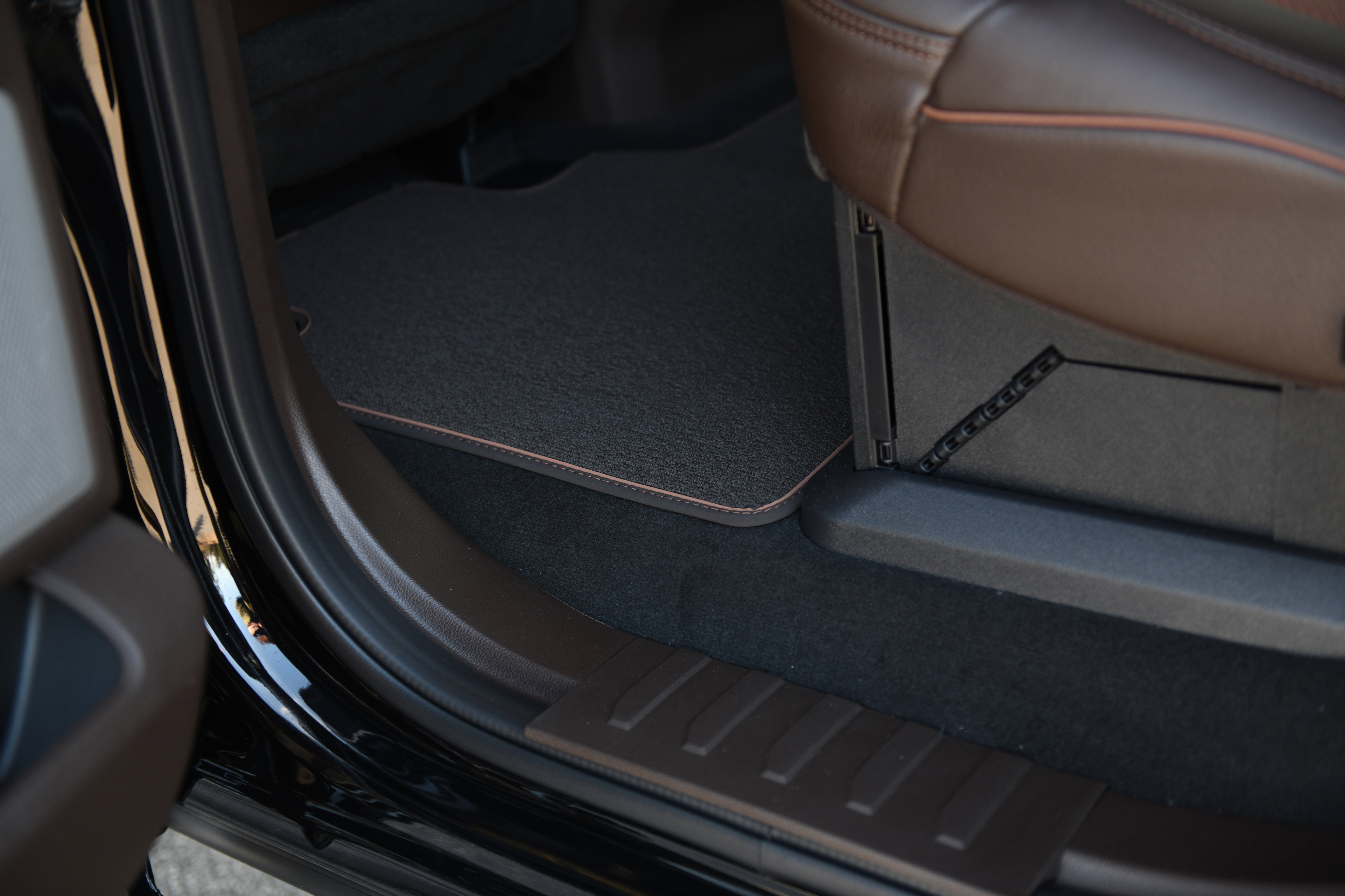 New 2026 Ford F250 King Ranch w/ Chrome Package image 23