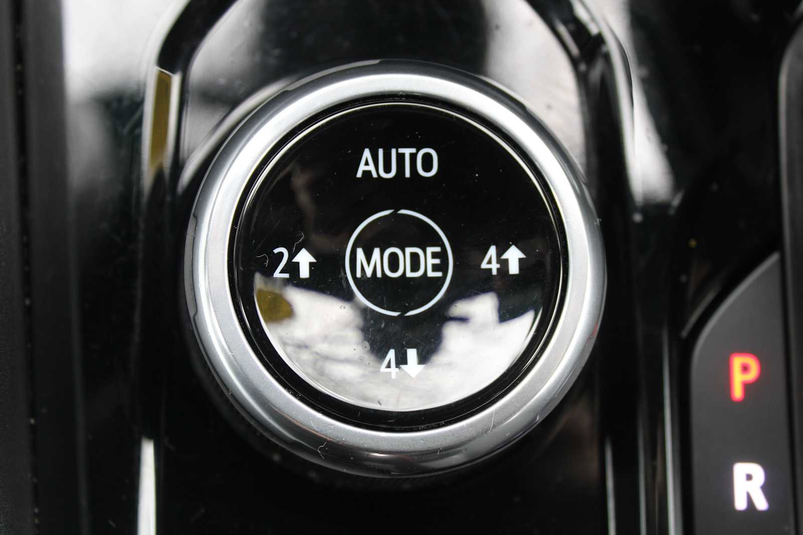 Used 2023 Chevrolet Colorado Trail Boss w/ Advanced Trailering Package AWD/4WD image 19