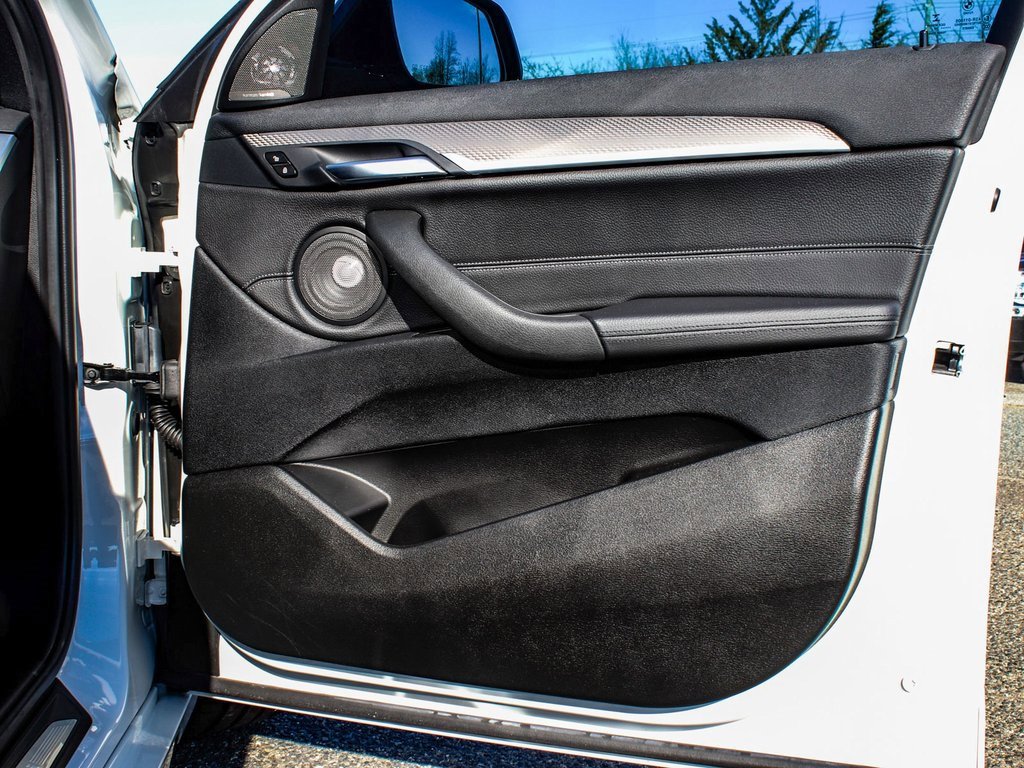 Used 2021 BMW X2 M35i w/ Premium Package image 13