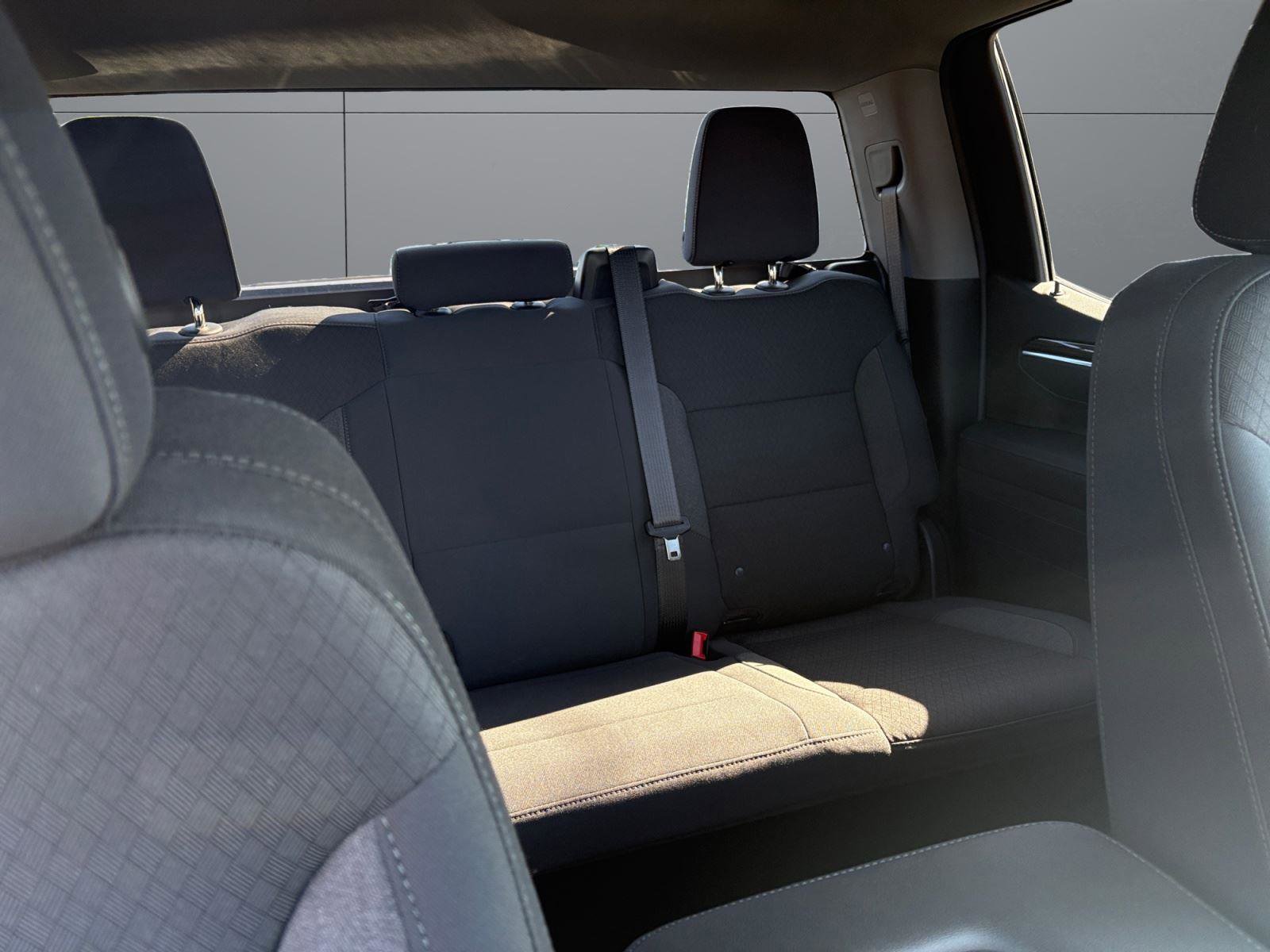 Used 2026 Chevrolet Silverado 1500 LT AWD/4WD image 18