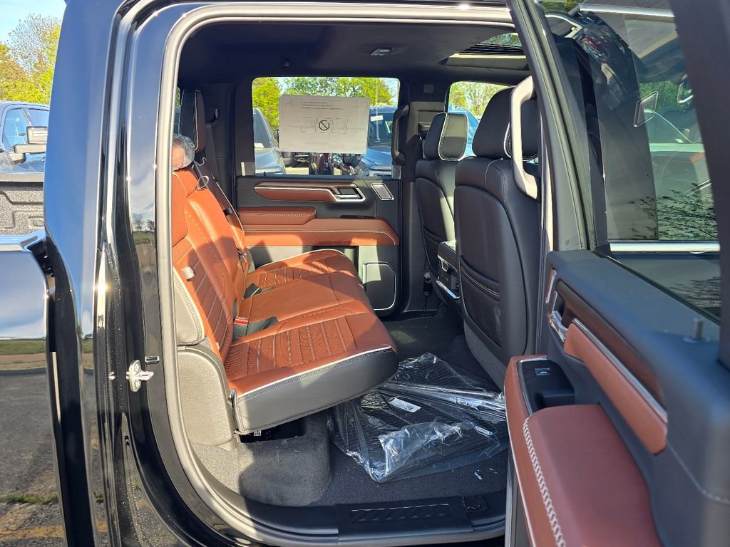 New 2026 GMC Sierra 2500 Denali Ultimate w/ Snow Plow Prep/Camper Package AWD/4WD image 31