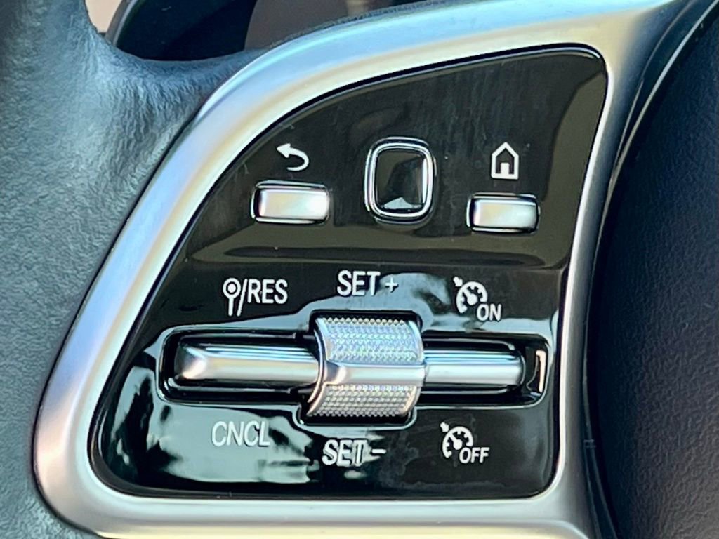 Certified 2022 Mercedes-Benz GLC 300 4MATIC image 31