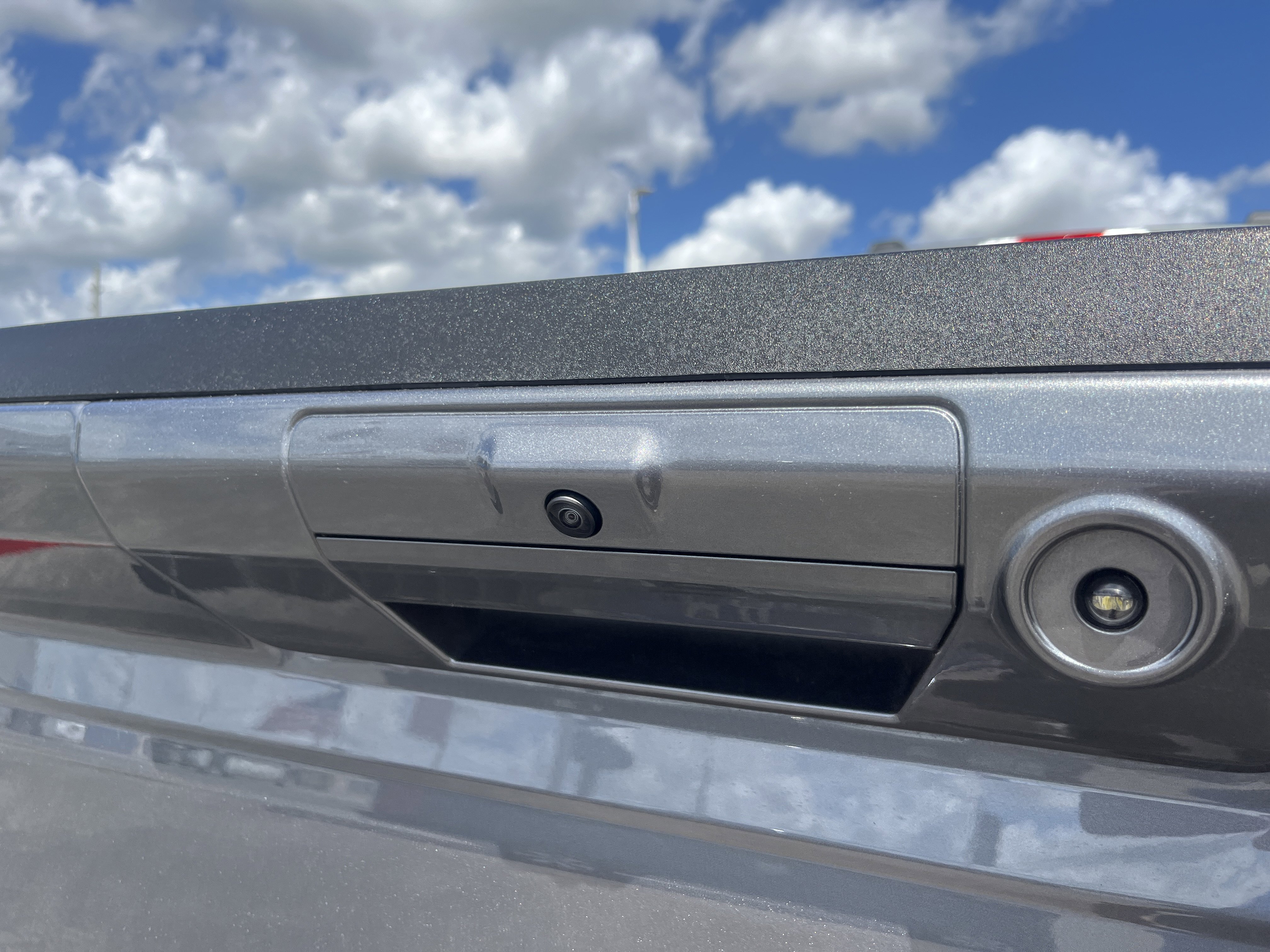 Used 2024 Ford F350 Lariat w/ Lariat Ultimate Package image 4