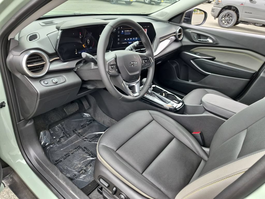 Used 2026 Chevrolet Trax ACTIV w/ Driver Confidence Package FWD image 9