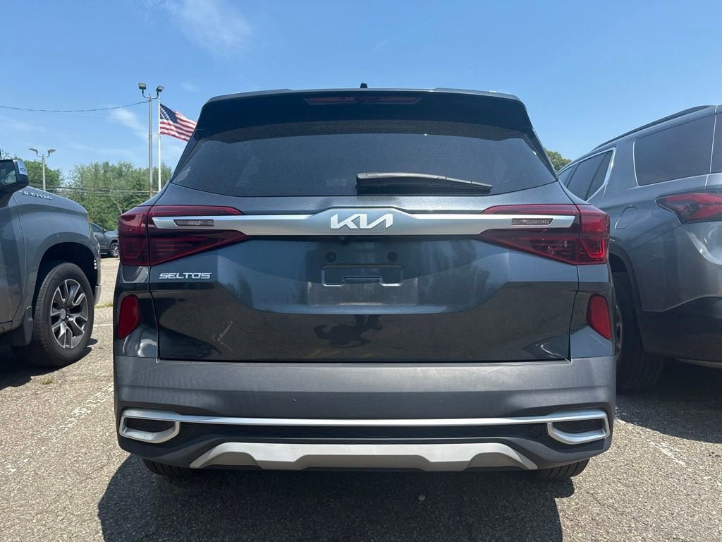 Used 2022 Kia Seltos EX AWD/4WD image 7