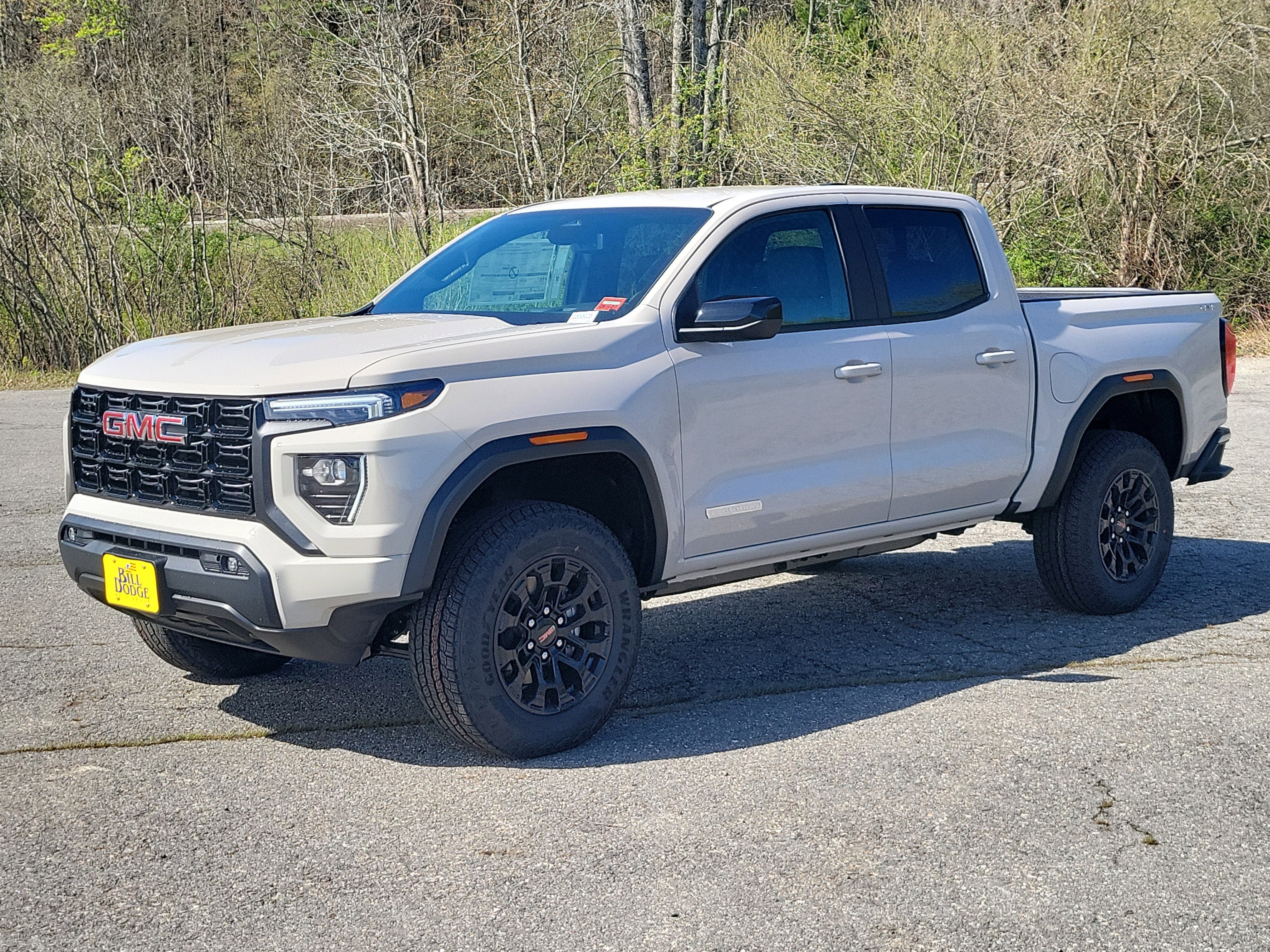 New 2026 GMC Canyon Elevation w/ Convenience Package AWD/4WD image 1