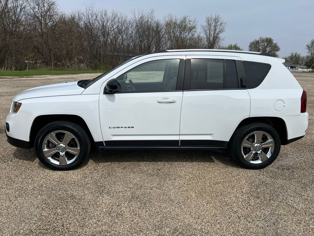 Used 2017 Jeep Compass Sport w/ Power Value Group image 2