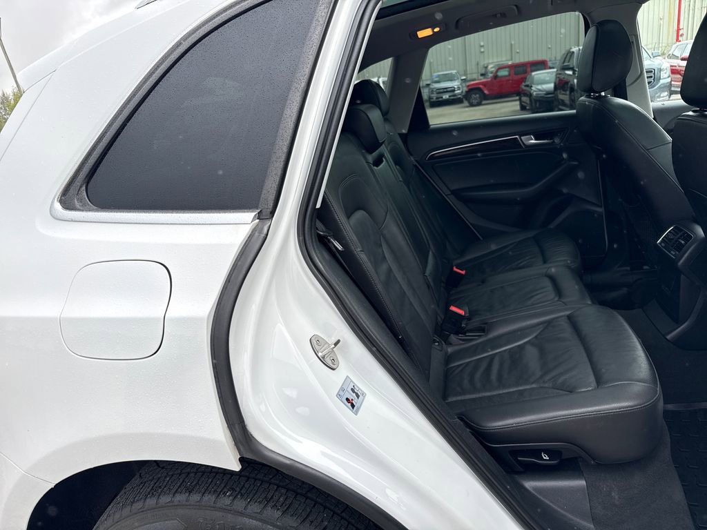 Used 2015 Audi Q5 2.0T Premium Plus w/ Technology Package image 27