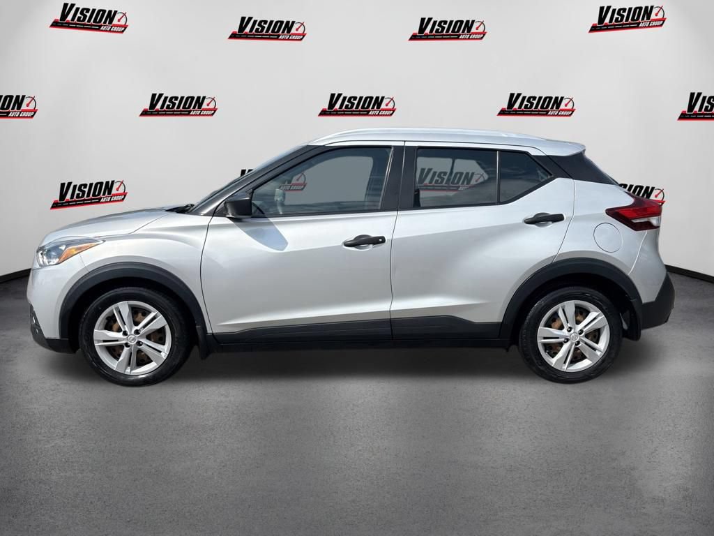 Used 2018 Nissan Kicks S FWD image 9
