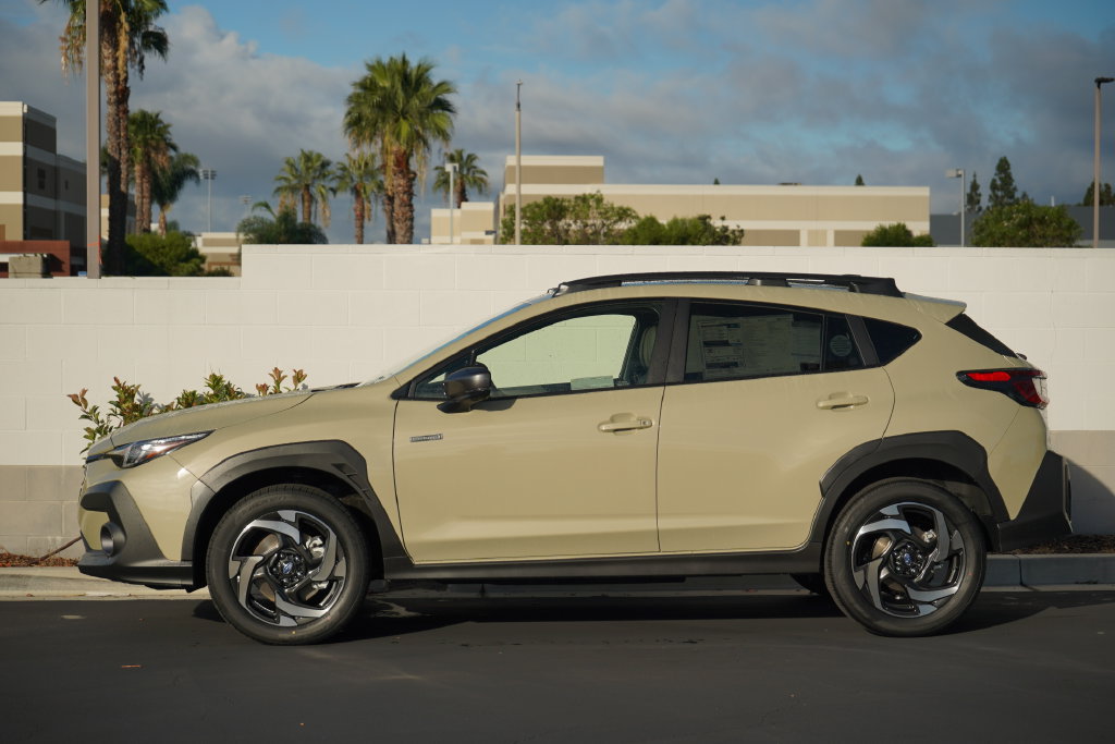 New 2026 Subaru Crosstrek 2.5i Limited AWD/4WD image 3