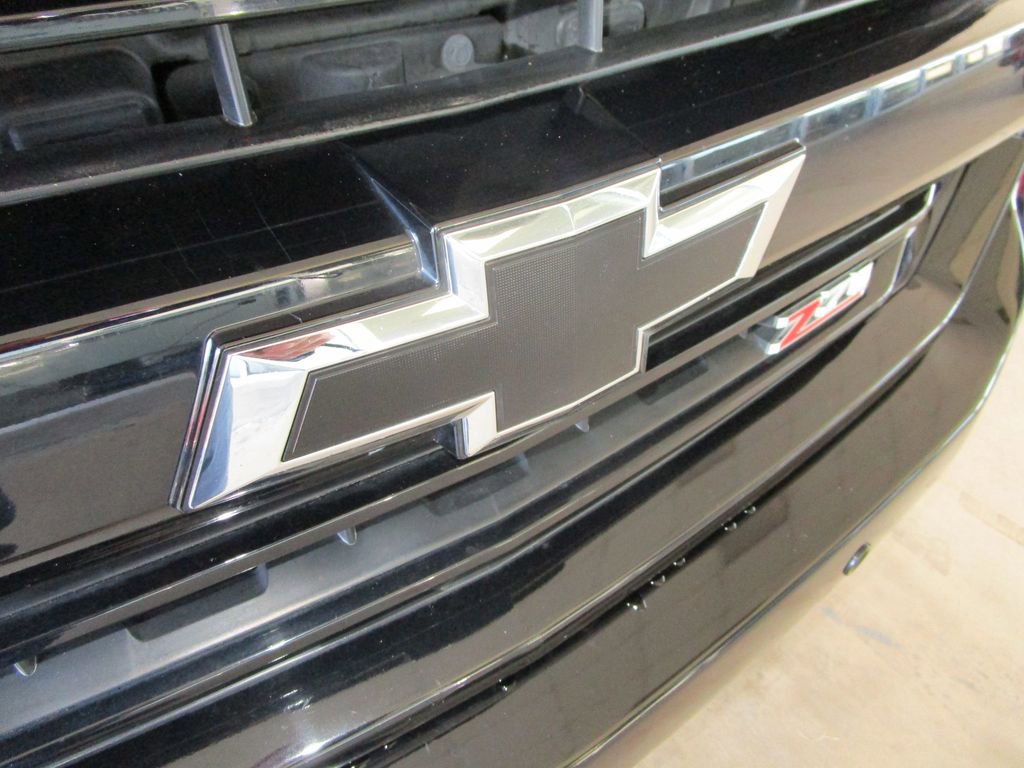 Used 2018 Chevrolet Silverado 1500 LTZ Z71 w/ Midnight Edition image 24