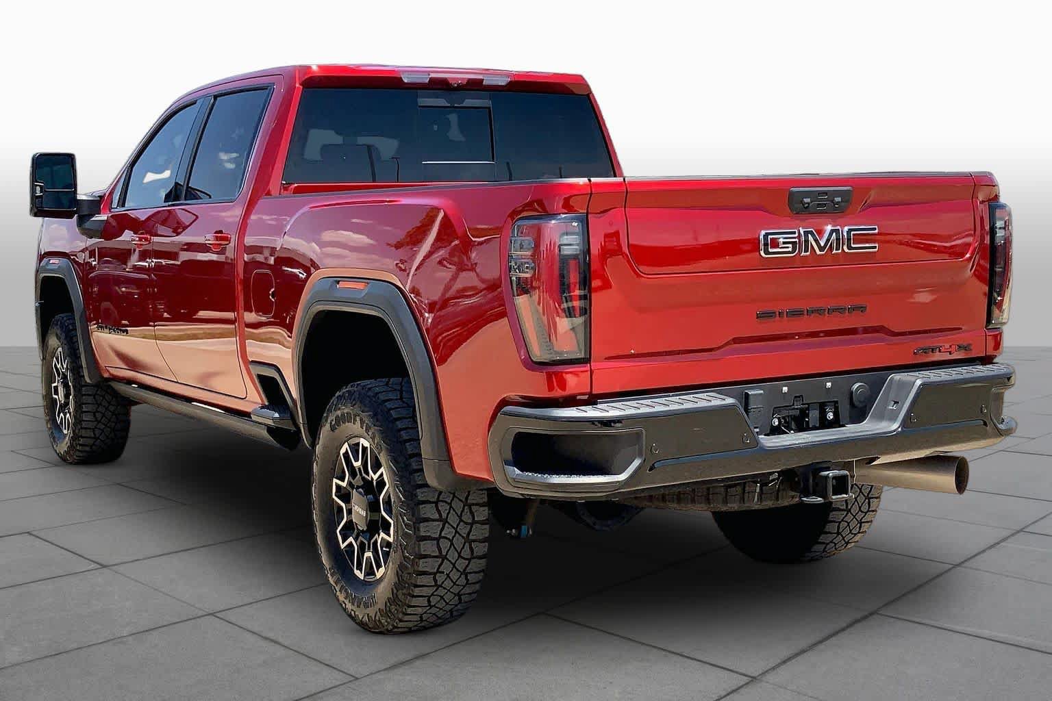 Used 2025 GMC Sierra 2500 AT4X AWD/4WD image 12
