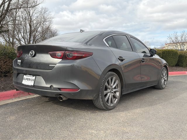 Used 2019 MAZDA MAZDA3 Premium image 3