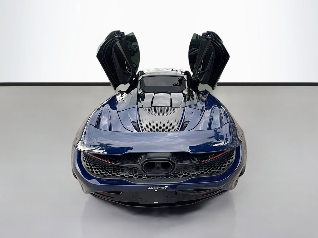 Used 2025 McLaren 750S Spider image 34