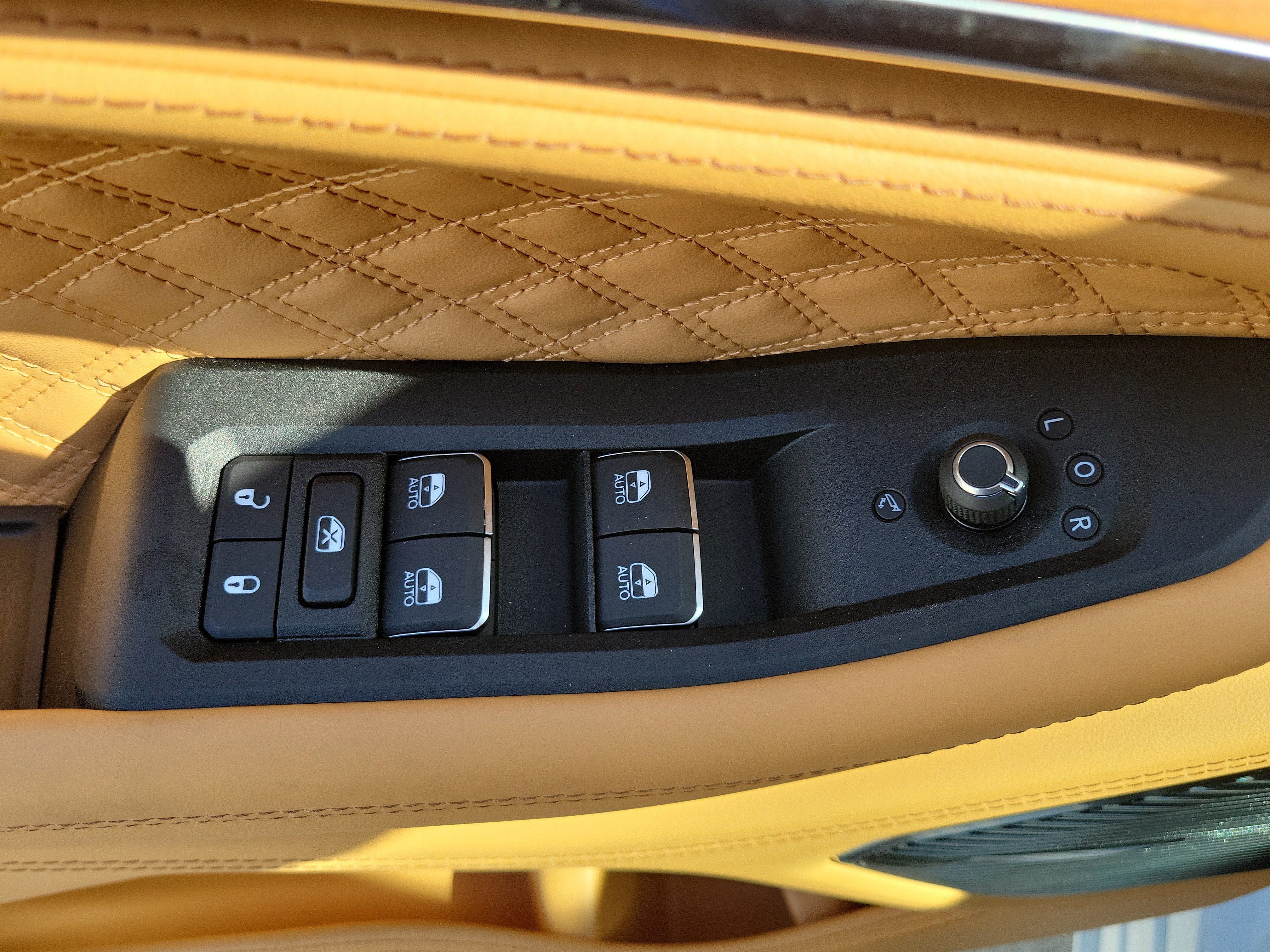 New 2026 Jeep Grand Cherokee Summit AWD/4WD image 22