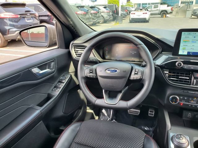 Used 2024 Ford Escape ST-Line AWD/4WD image 8