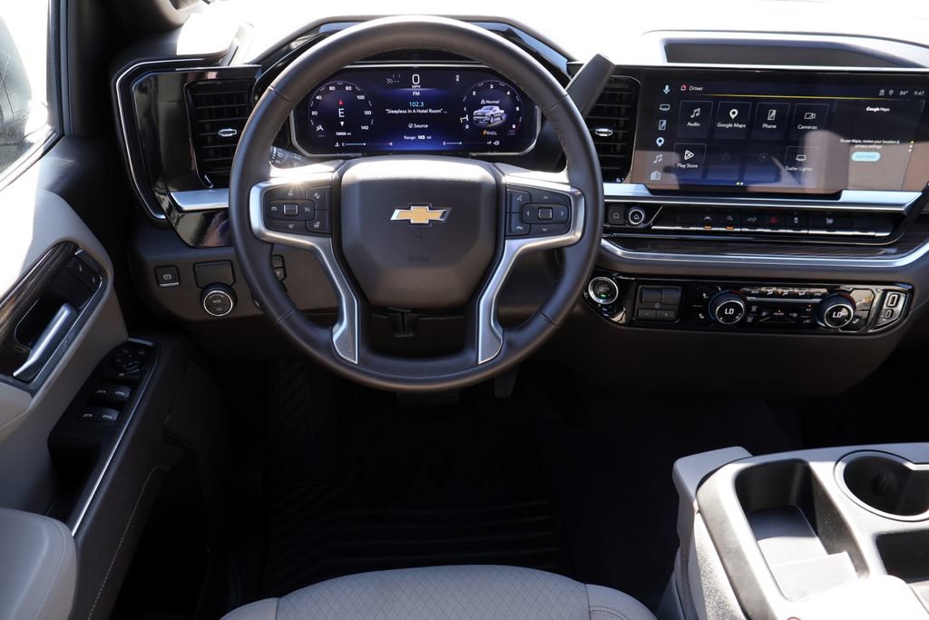 Used 2026 Chevrolet Silverado 1500 LT RWD image 4