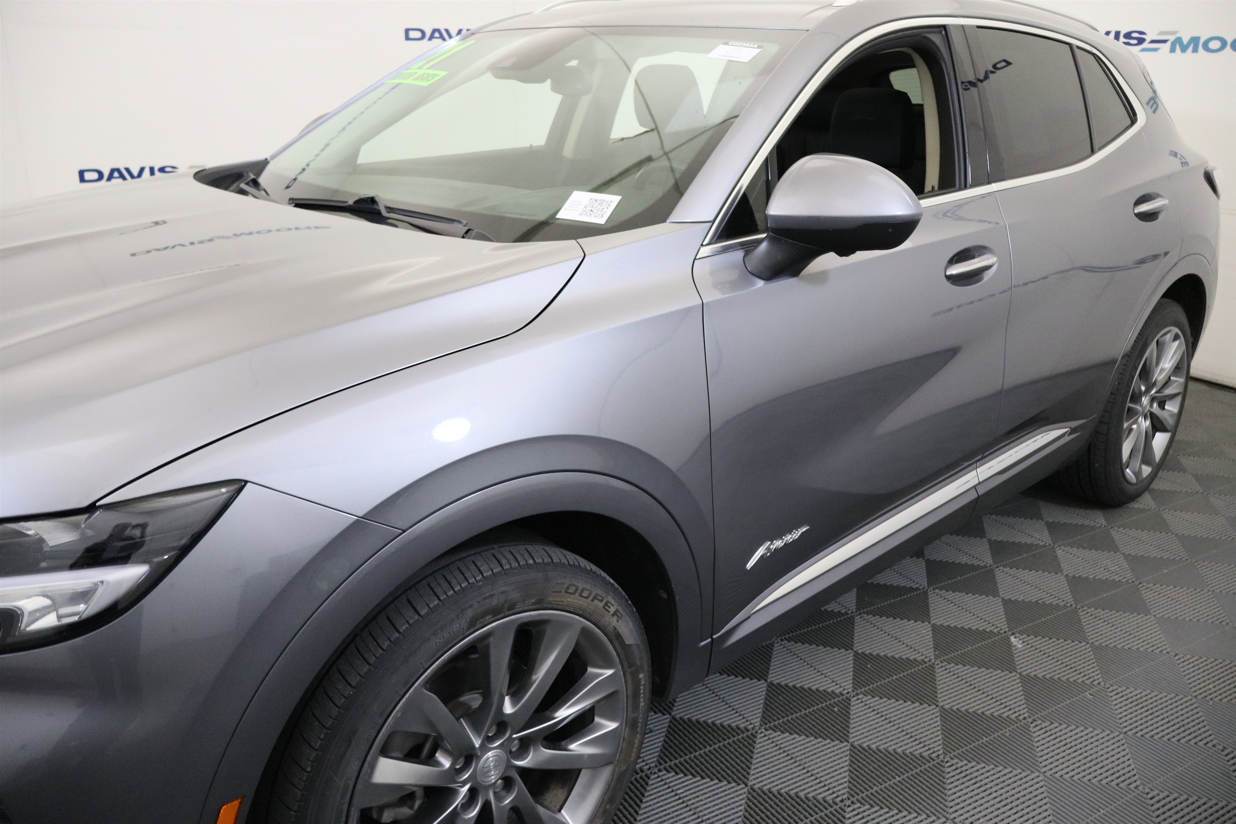 Used 2021 Buick Envision Avenir image 13