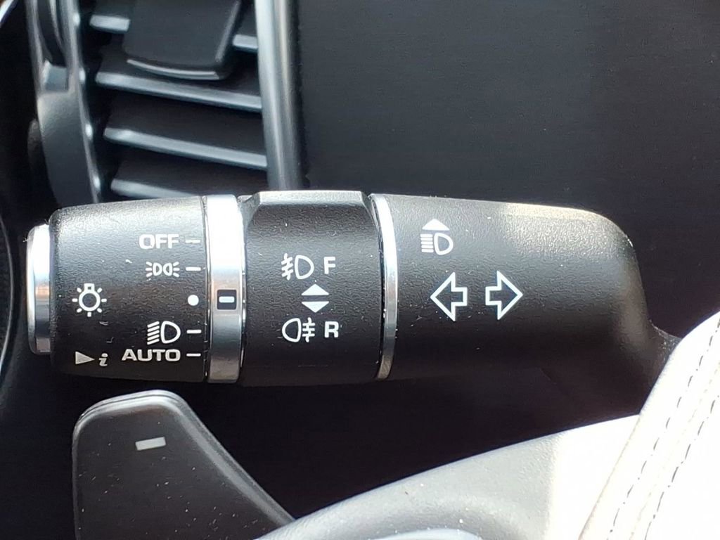 Used 2021 Land Rover Range Rover Westminster Edition image 23