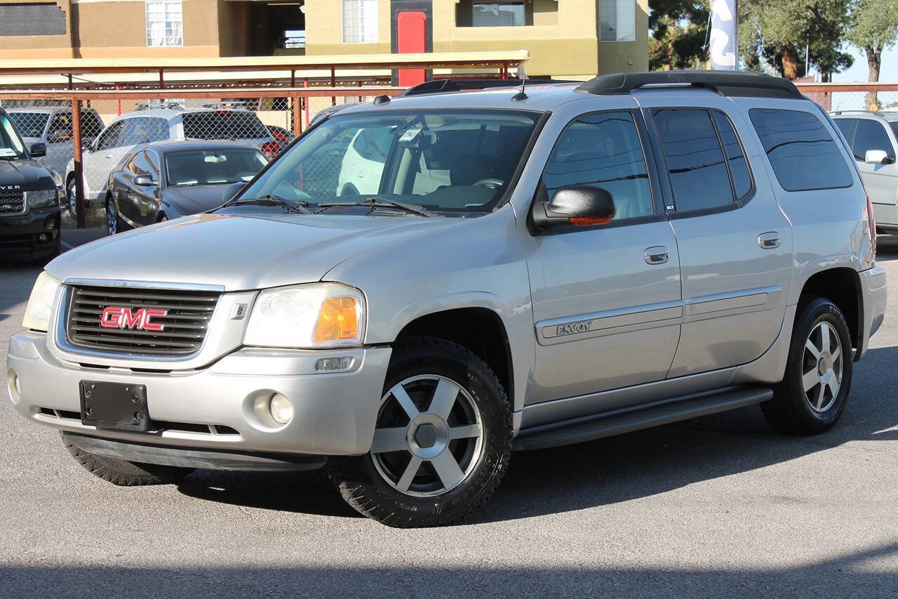 Used 2005 GMC Envoy XL SLT RWD image 4