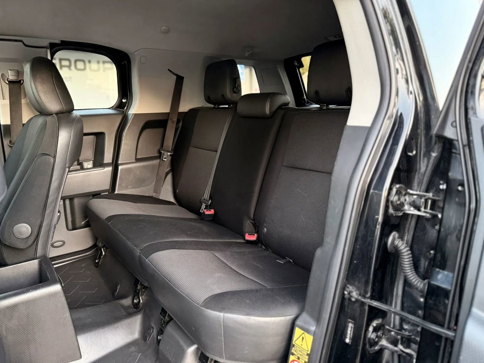 Used 2012 Toyota FJ Cruiser 4WD w/ Convenience Pkg image 21