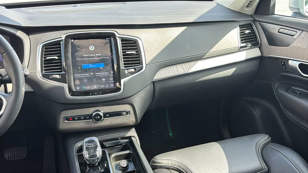 Certified 2024 Volvo XC90 B6 Ultimate AWD/4WD image 8