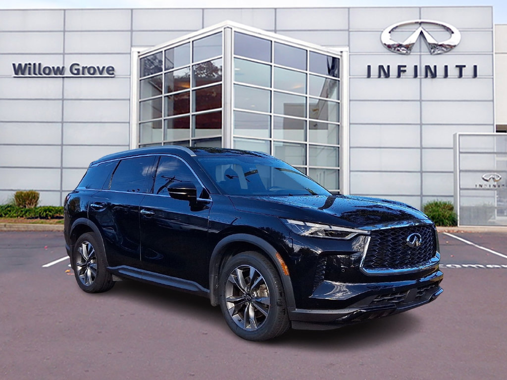 Certified 2023 INFINITI QX60 Luxe w/ Performance Audio Package AWD/4WD image 1