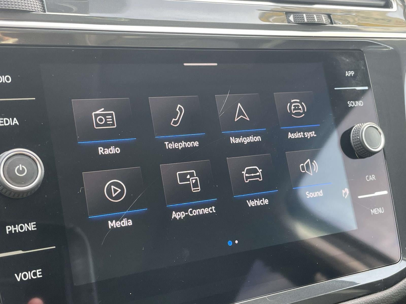 Certified 2023 Volkswagen Tiguan SE w/ Panoramic Sunroof Package FWD image 29