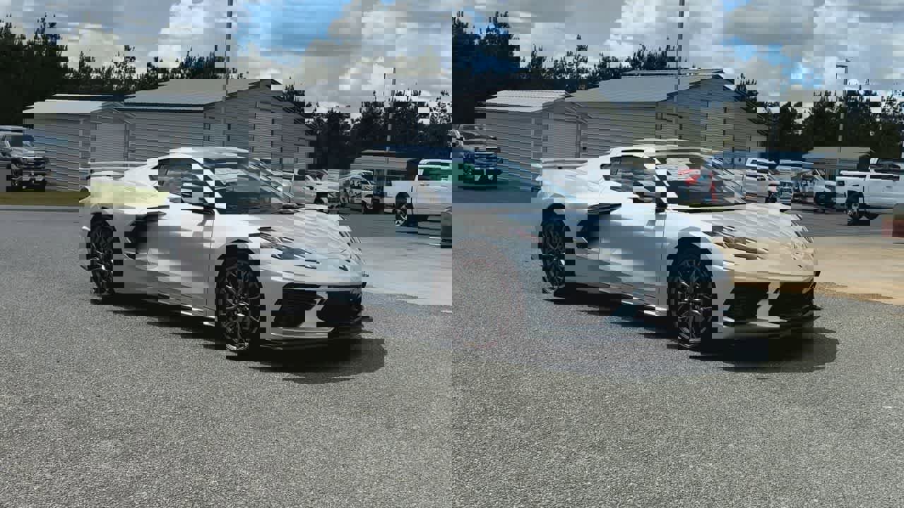 New 2026 Chevrolet Corvette Stingray Coupe w/ Z51 Performance Package video 2