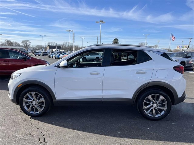 Used 2023 Buick Encore GX Essence w/ Advanced Technology Package image 4