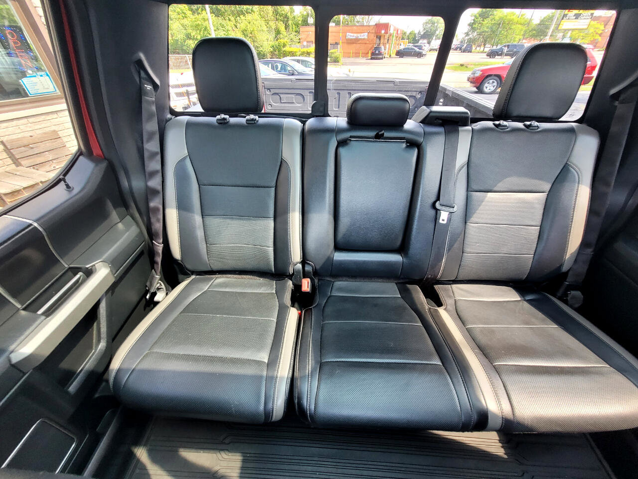 Used 2018 Ford F150 Raptor w/ Equipment Group 802A Luxury image 34