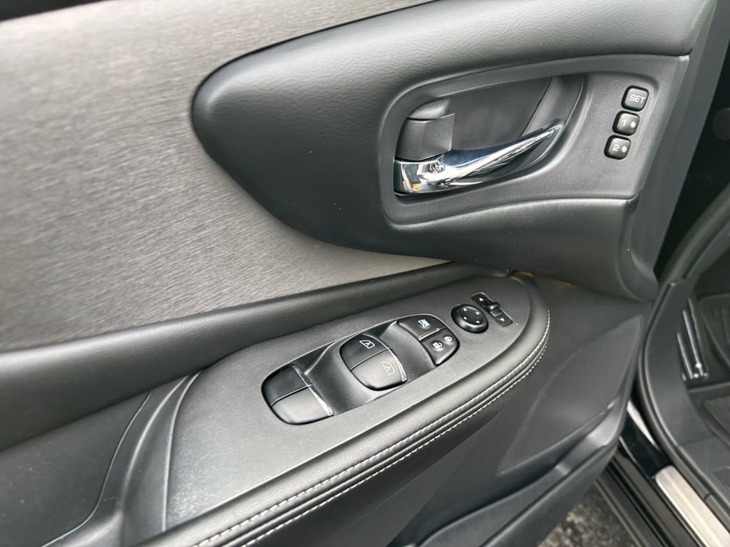 Used 2021 Nissan Murano SL image 24