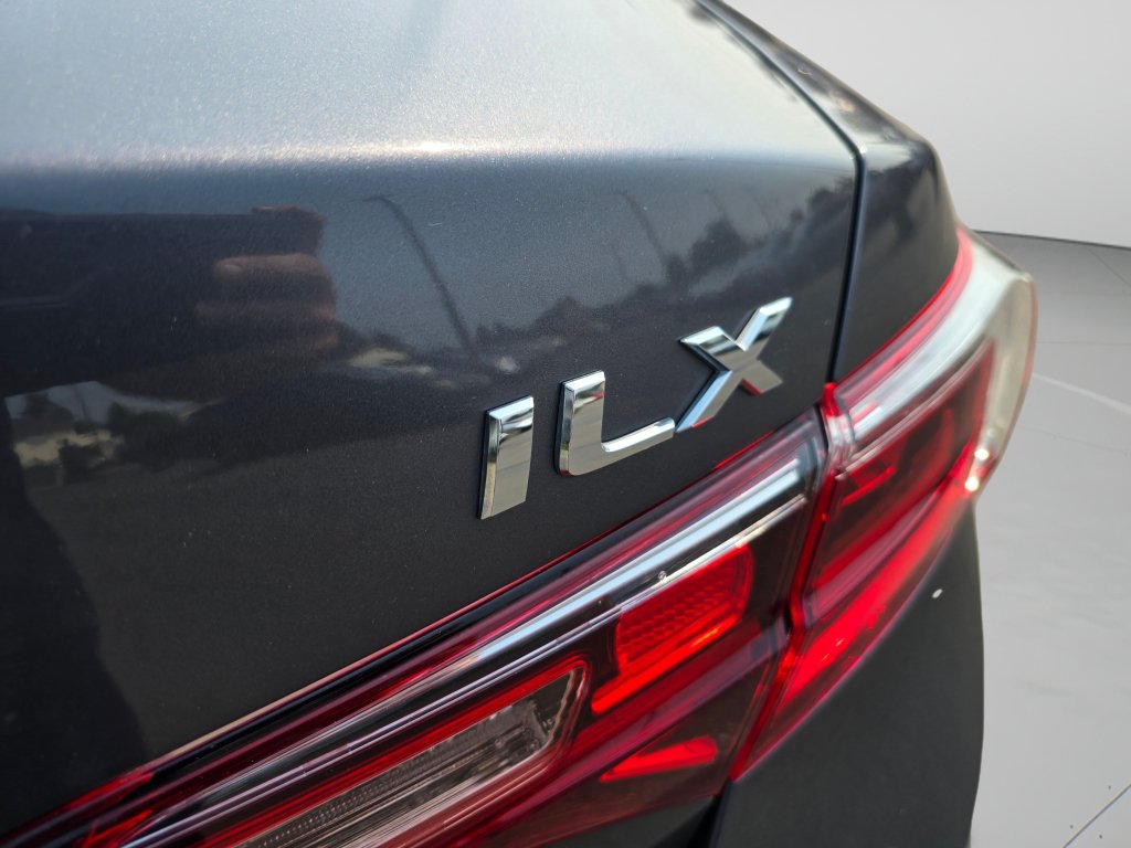 Used 2018 Acura ILX w/ Premium Package FWD image 53