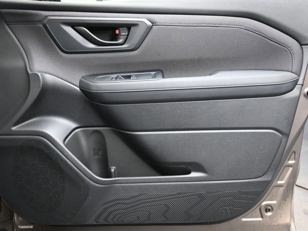 Certified 2025 Subaru Forester Premium image 11