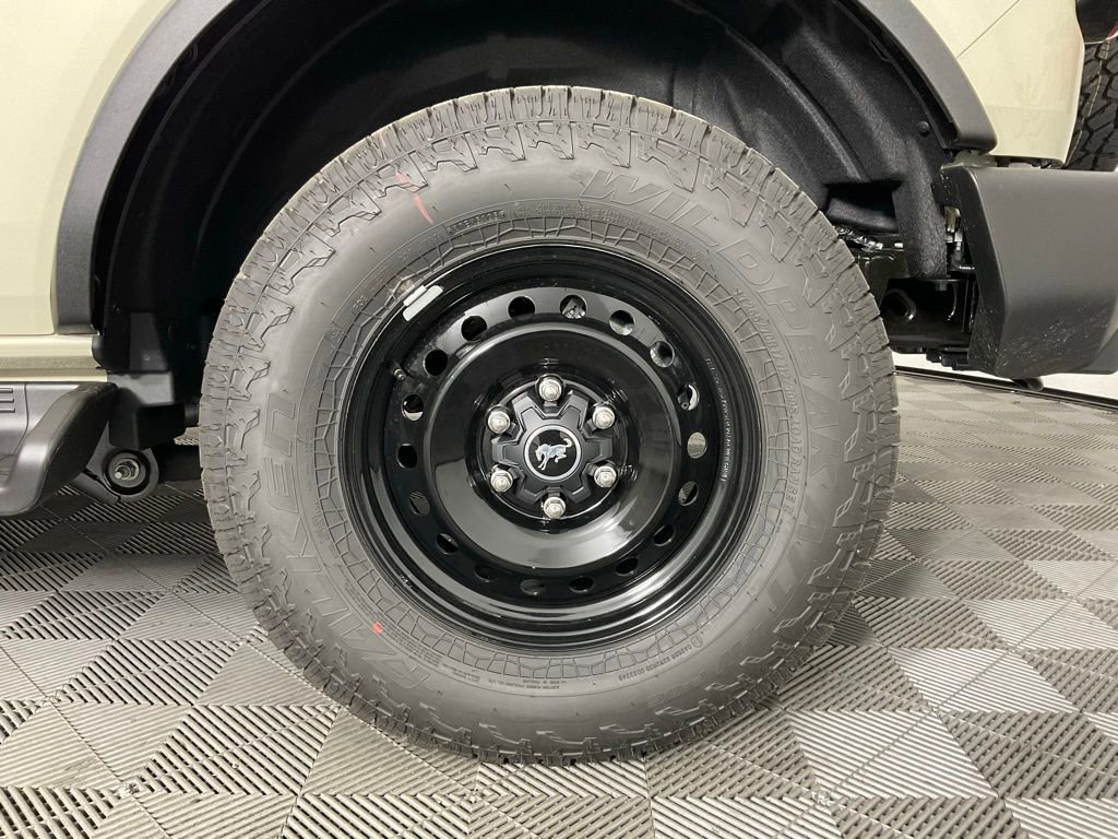 New 2026 Ford Bronco Outer Banks AWD/4WD image 10