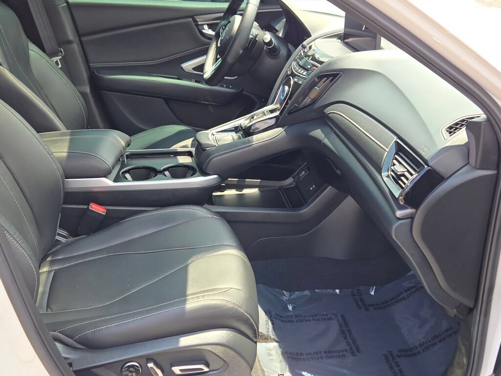 Certified 2025 Acura RDX SH-AWD image 4