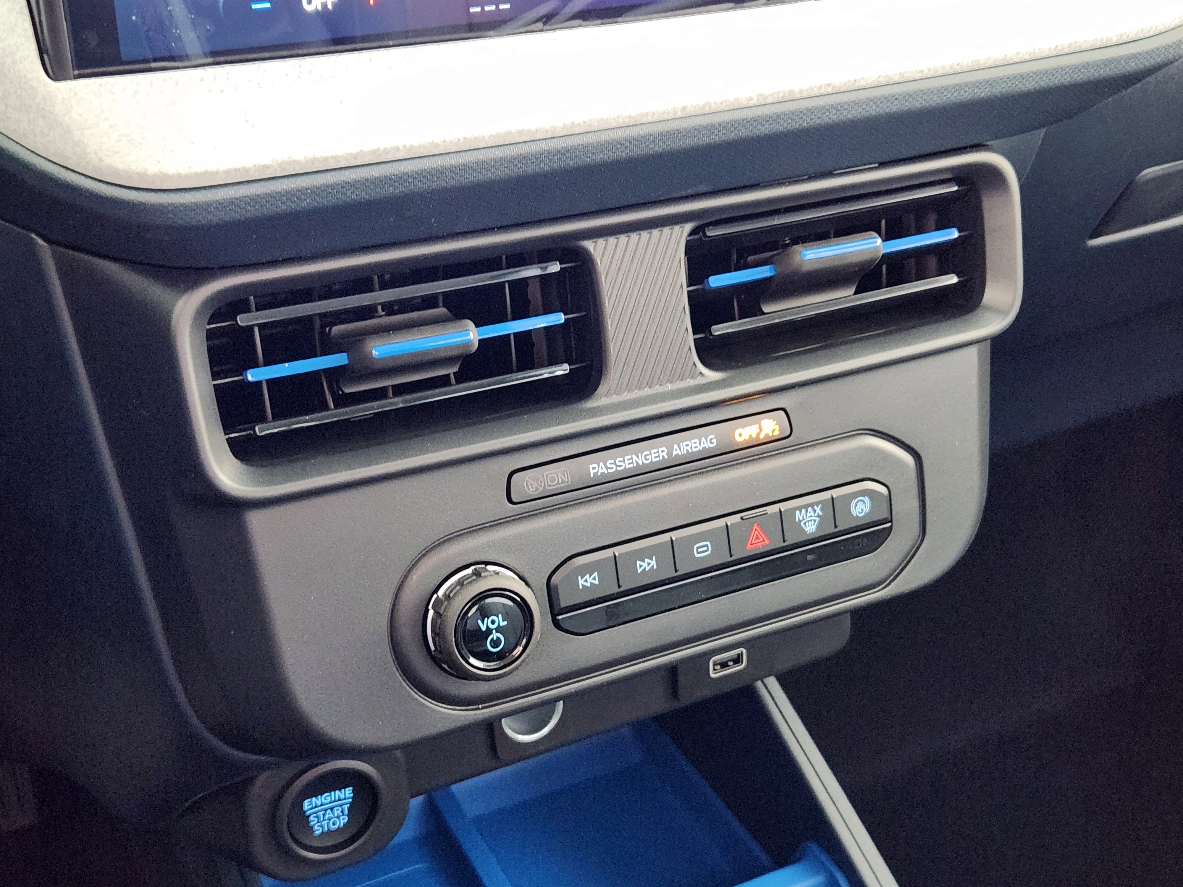 New 2026 Ford Maverick XLT w/ Equipment Group 301A image 24