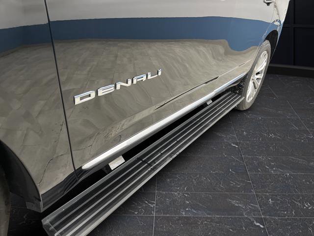 Used 2023 GMC Yukon Denali w/ Denali Reserve Package image 40