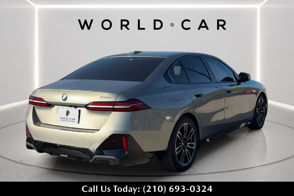 Used 2024 BMW 530i RWD image 3