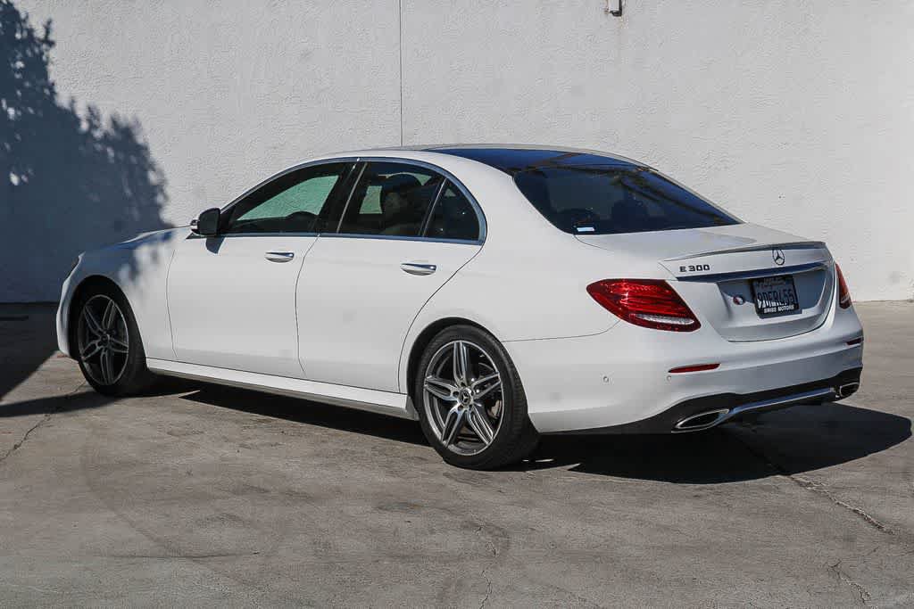 Used 2018 Mercedes-Benz E 300 image 4