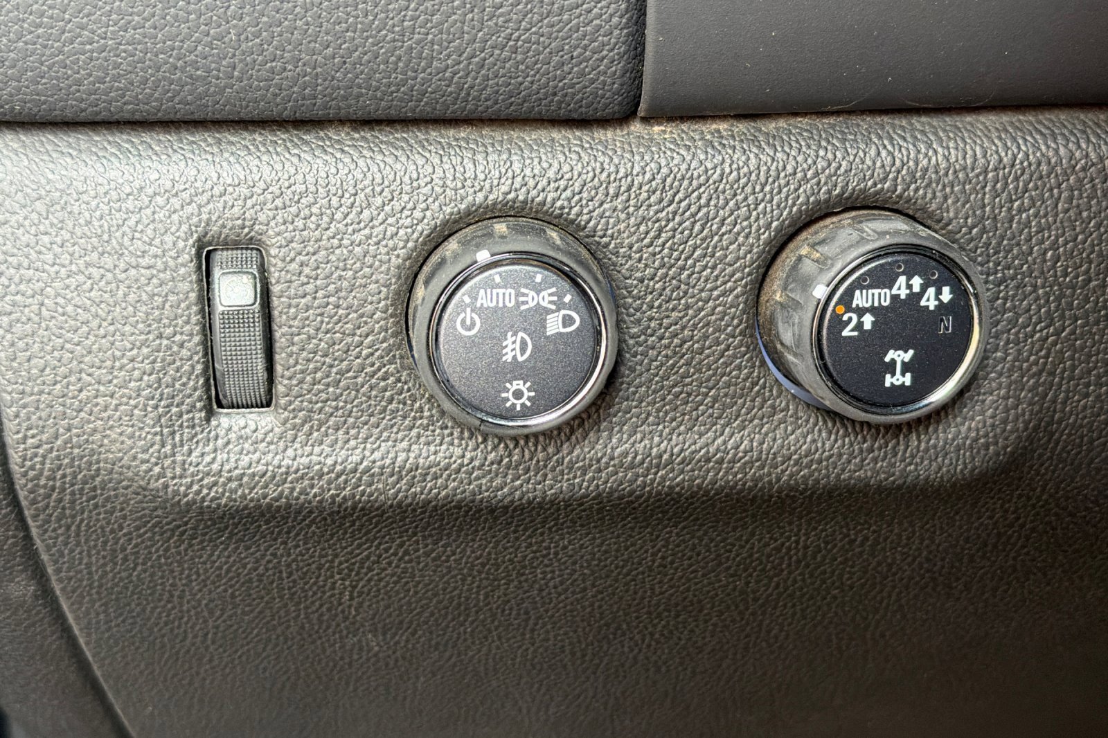 Used 2022 Chevrolet Colorado LT w/ LT Convenience Package image 34