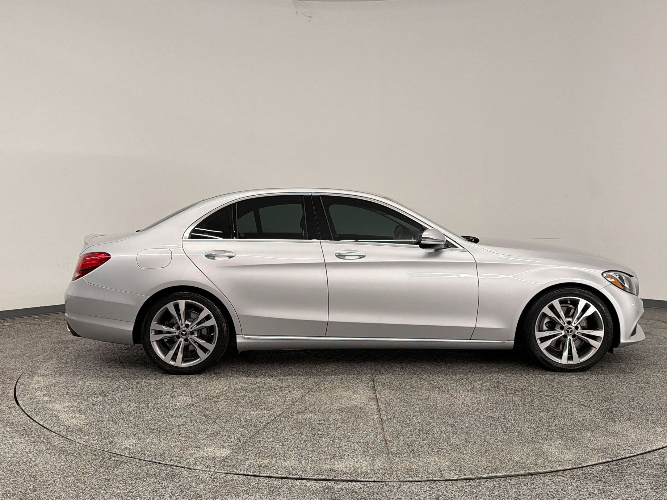 Used 2017 Mercedes-Benz C 300 Sedan image 7